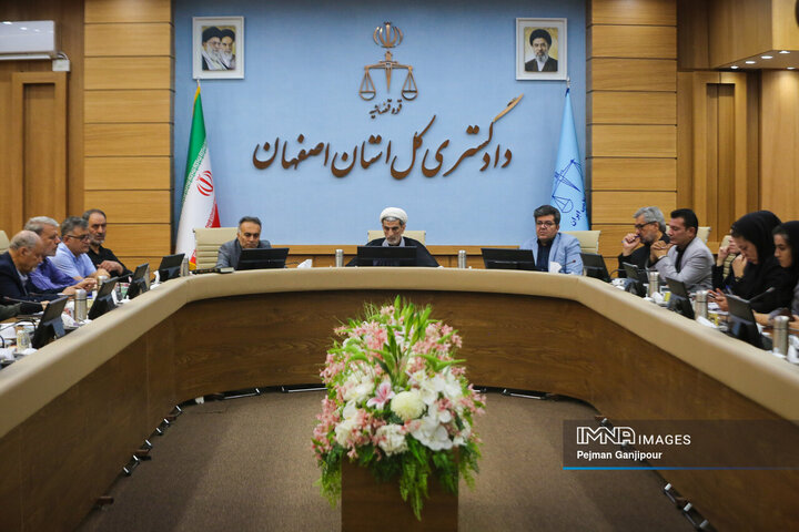 نشست خبری رئیس کل دادگستری استان اصفهان