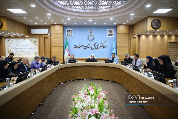 نشست خبری رئیس کل دادگستری استان اصفهان