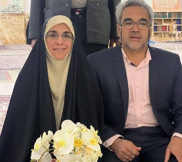 «چشم‌هایم را می‌بندم و دوباره با پدر و مادرم زندگی می‌کنم»