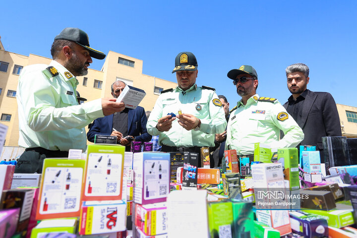 پلیس امنیت اقتصادی ۲.۹ همت کالای قاچاق را زمین‌گیر کرد