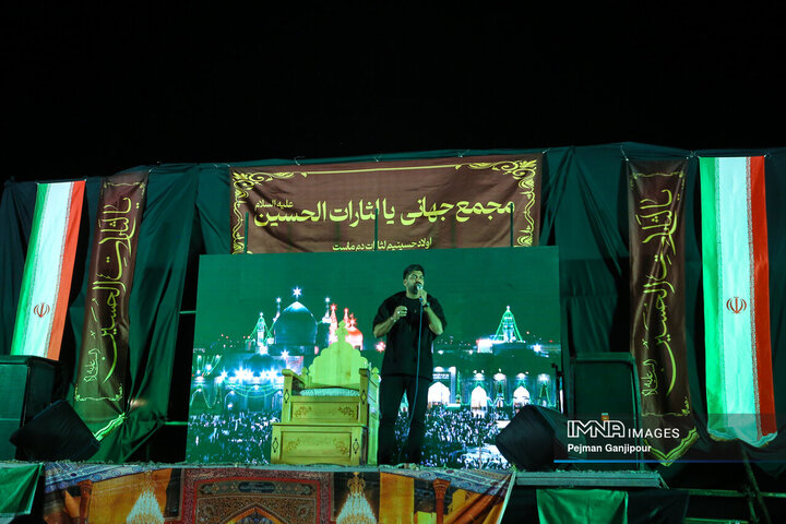 عزاداری شب هشتم محرم در خیابان‌های اصفهان