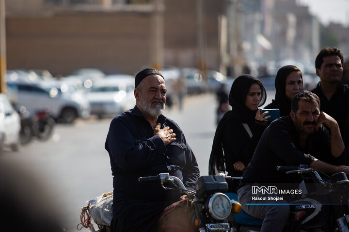 کاروان نمادین خمینی شهر