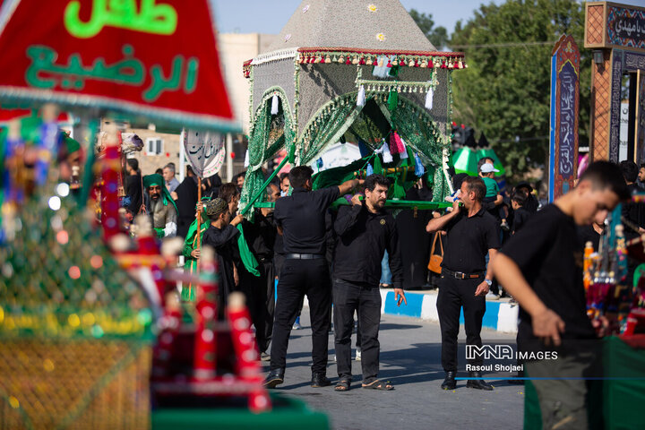 کاروان نمادین خمینی شهر