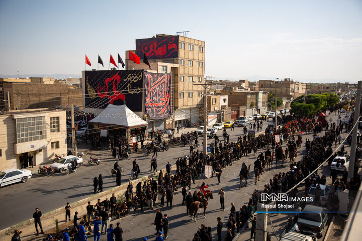 کاروان نمادین خمینی شهر