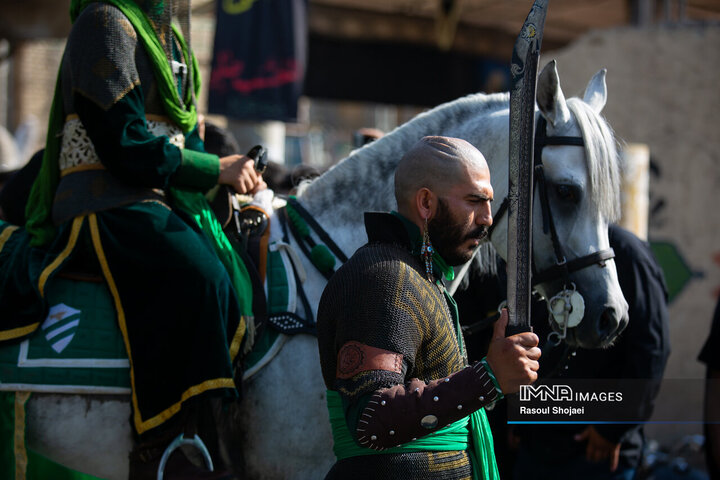 کاروان نمادین خمینی شهر