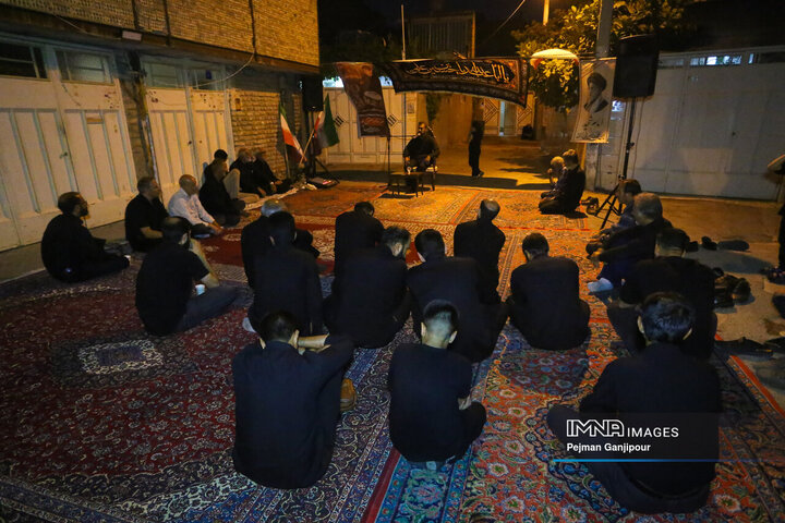 مجلس روضه اباعبدالله‌الحسین(ع) به یاد شهید جنگ رمضان