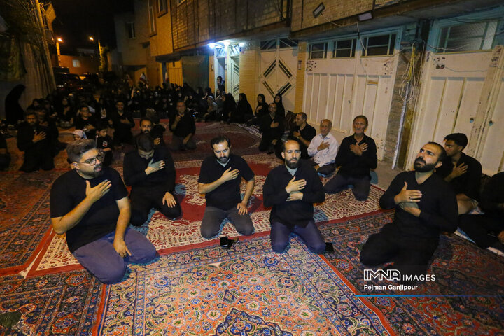 مجلس روضه اباعبدالله‌الحسین(ع) به یاد شهید جنگ رمضان
