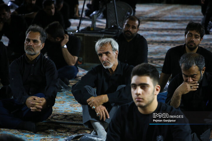 شب‌های سوگ و حماسه حسینی؛ هیئت رزمندگان اسلام