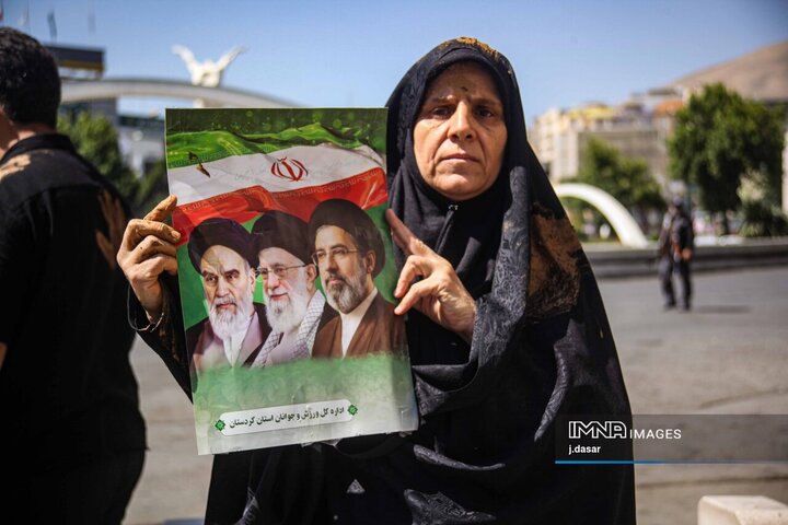 مراسم عزاداری ظهر  عاشورای حسینی در سنندج