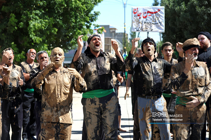 آیین سنتی گل مالی روز عاشورا در شهر دمق