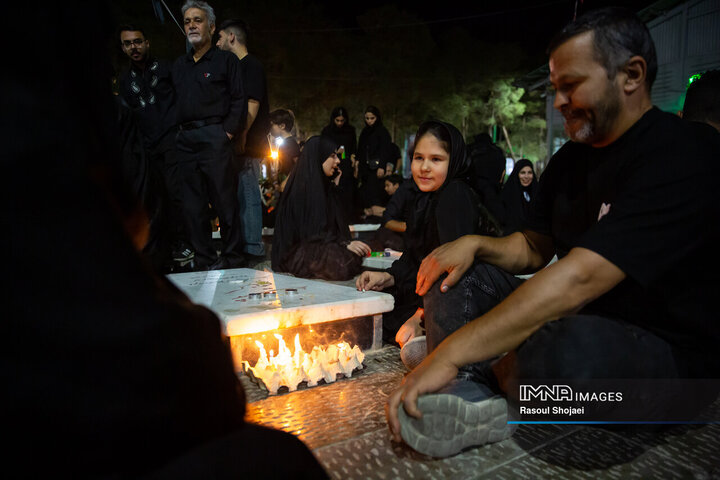 شام غریبان در گلستان شهدا