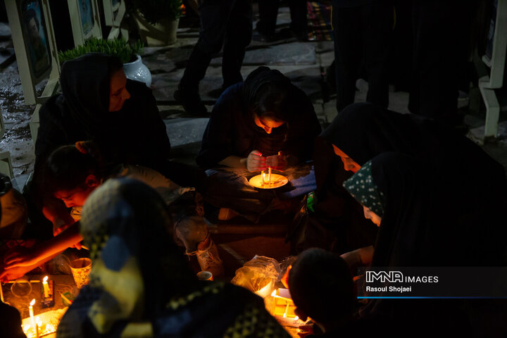 شام غریبان در گلستان شهدا