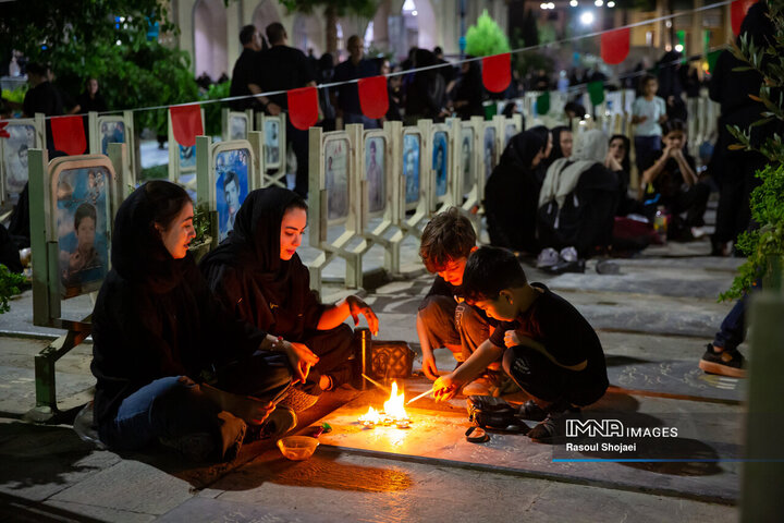 شام غریبان در گلستان شهدا
