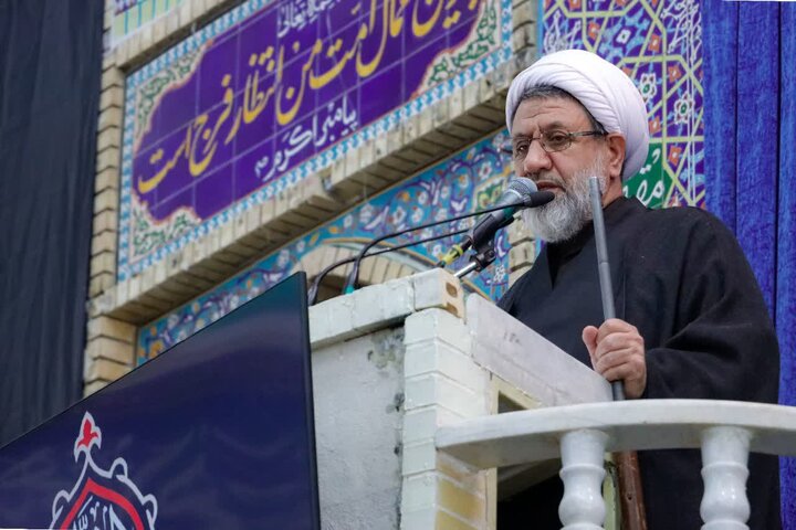 امروز بیش از هر زمان به وحدت و همدلی حول محور ولایت فقیه نیاز داریم