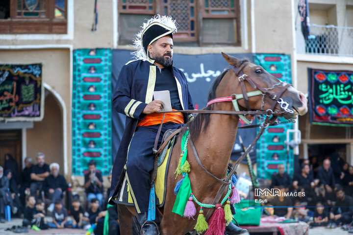 تعزیه‌خوانی عاشورای حسینی در روستای تاریخی وفس