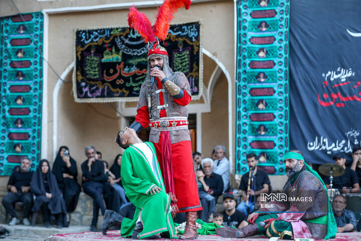 تعزیه‌خوانی عاشورای حسینی در روستای تاریخی وفس
