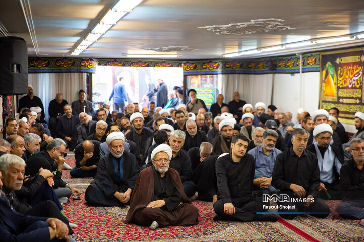 عزاداری محرم در دفتر آیت الله طباطبایی نژاد