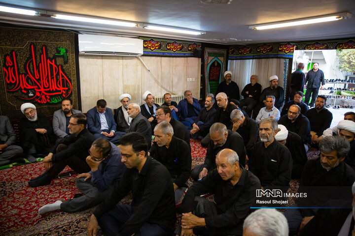 عزاداری محرم در دفتر آیت الله طباطبایی نژاد