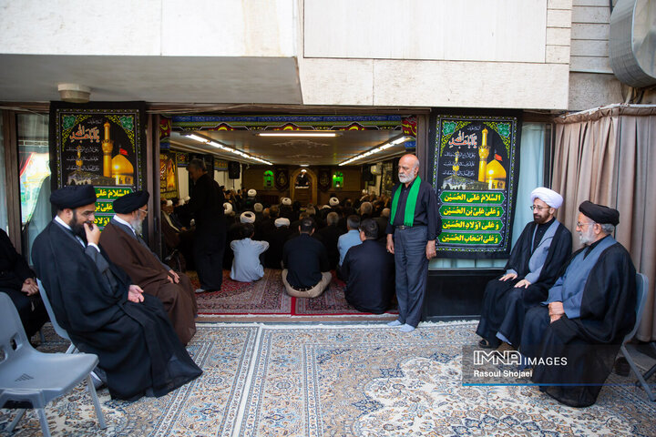 عزاداری محرم در دفتر آیت الله طباطبایی نژاد