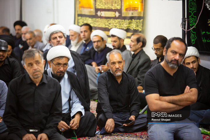 عزاداری محرم در دفتر آیت الله طباطبایی نژاد