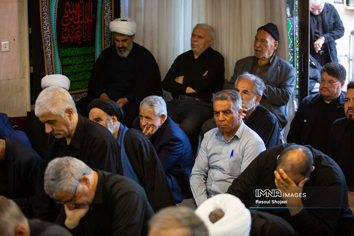 عزاداری محرم در دفتر آیت الله طباطبایی نژاد