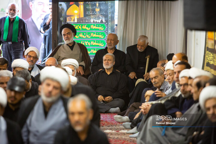عزاداری محرم در دفتر آیت الله طباطبایی نژاد