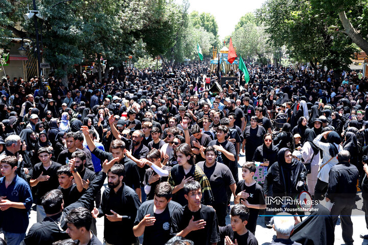 آئین حرکت نمادین طایفه بنی اسد در همدان