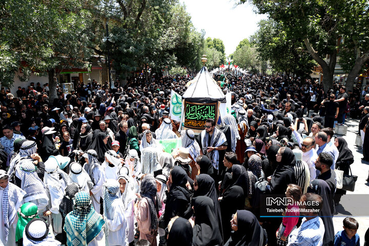 آئین حرکت نمادین طایفه بنی اسد در همدان
