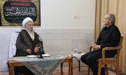 حفظ جایگاه رهبری و اقتدار در برابر دشمن ضروری است