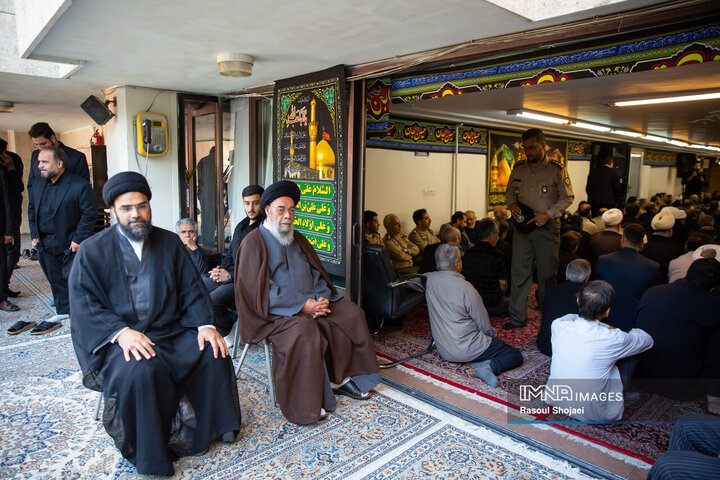 عزاداری محرم در دفتر آیت الله طباطبایی نژاد 2