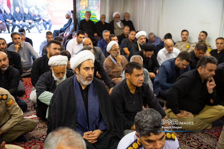 سومین روز عزاداری دهه دوم محرم در دفتر امام جمعه اصفهان