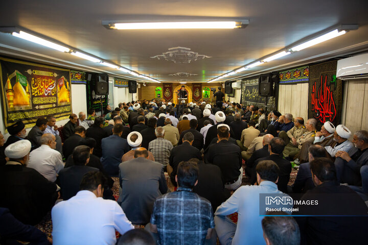 سومین روز عزاداری دهه دوم محرم در دفتر امام جمعه اصفهان