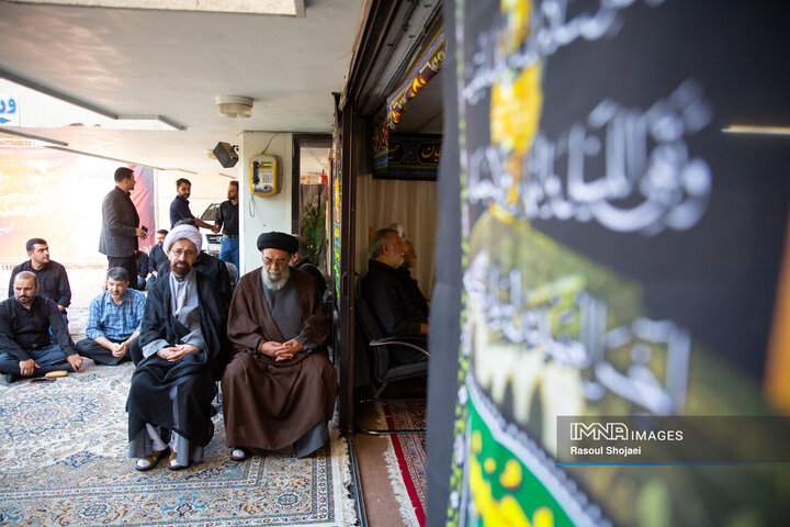 سومین روز عزاداری دهه دوم محرم در دفتر امام جمعه اصفهان