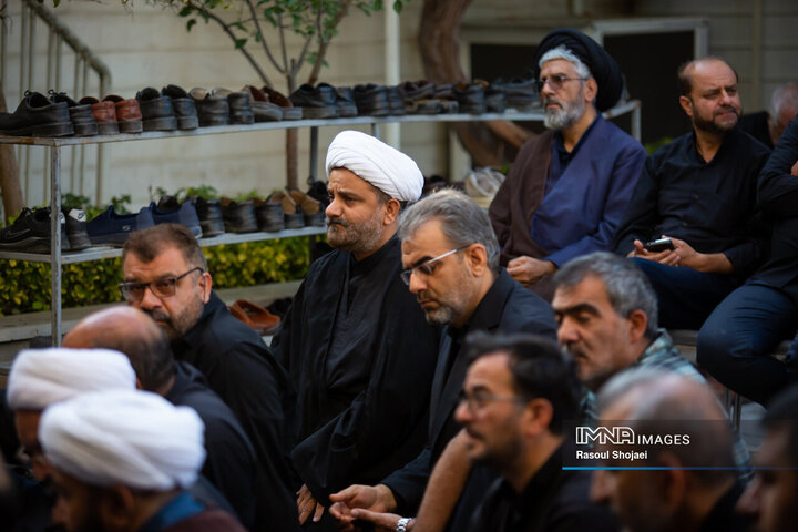 سومین روز عزاداری دهه دوم محرم در دفتر امام جمعه اصفهان