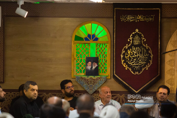 سومین روز عزاداری دهه دوم محرم در دفتر امام جمعه اصفهان
