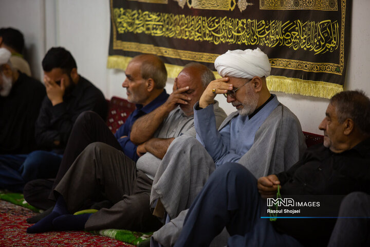 سومین روز عزاداری دهه دوم محرم در دفتر امام جمعه اصفهان