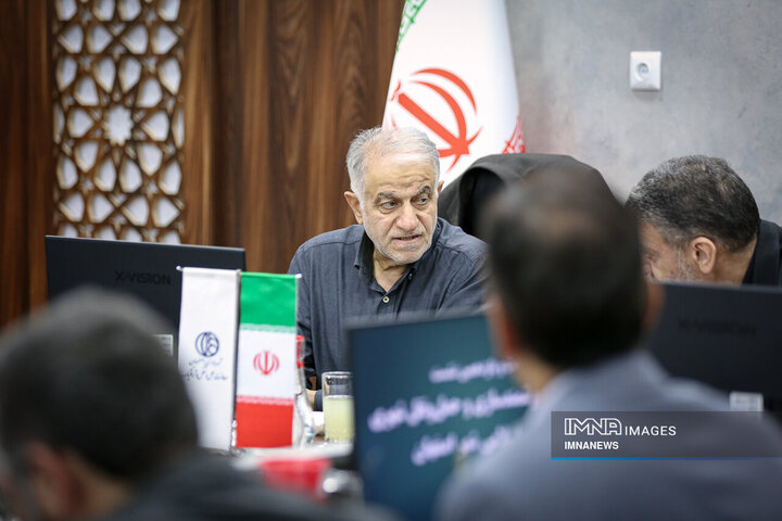 جلسه کمیسیون هوشمندسازی و حمل‌و‌نقل شهری شورای شهر اصفهان