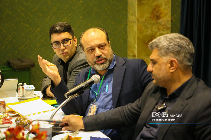 نشست بررسی سامانه های مدیریت پسماند کشور