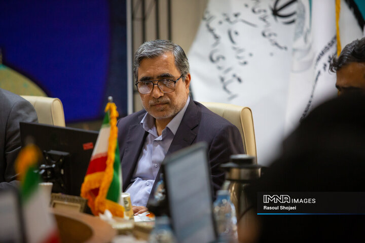 آیین تفاهم نامه همکاری استانداری اصفهان و کمیسیون ملی ایسسکو