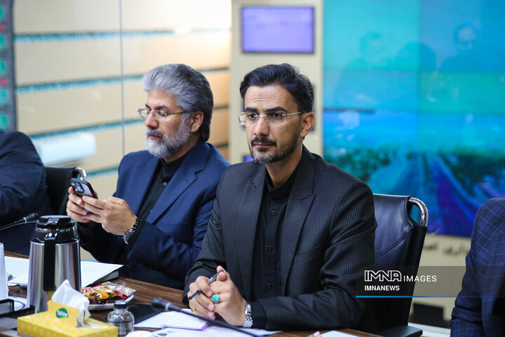 ستادهای هدایت زائران پیش از ورود به اصفهان خدمات‌رسانی می‌کنند