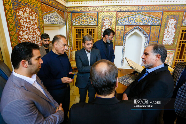 رونمایی از قرآن خطی