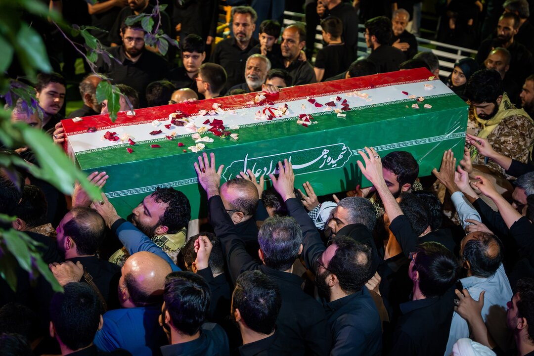 مراسم وداع با همسر شهید رهبر انقلاب در مدرسه فرهنگ تهران برگزار شد