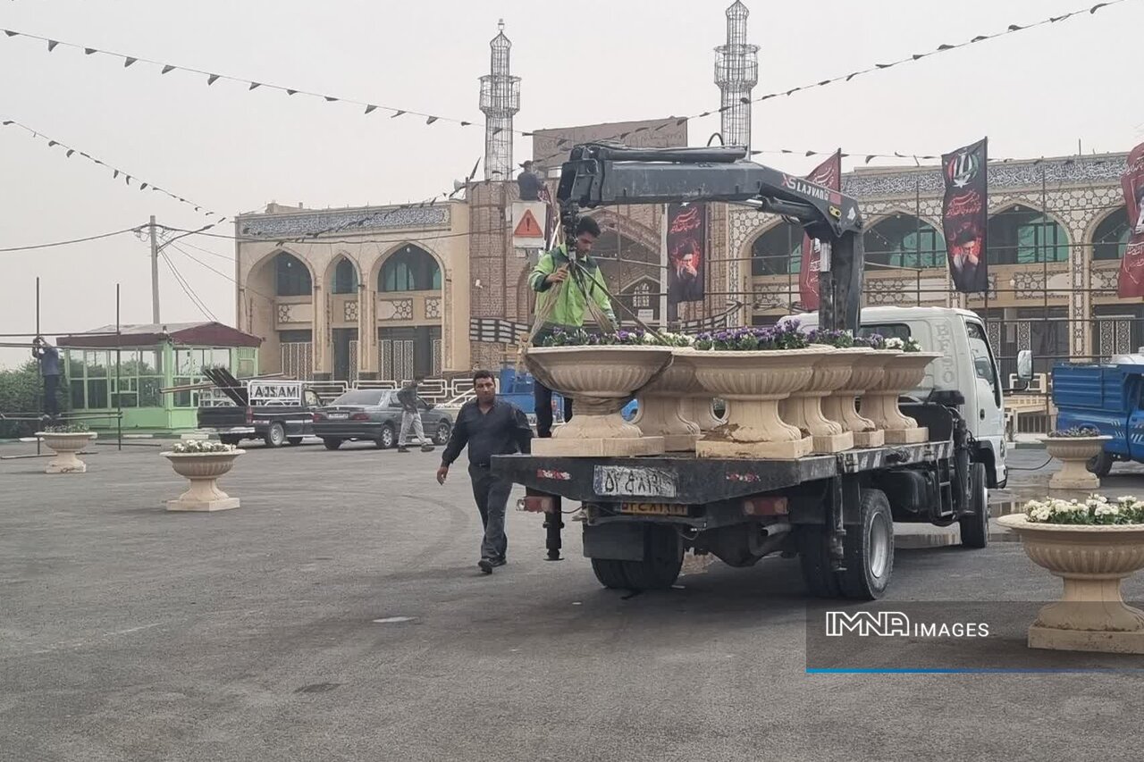 آمادگی کامل منطقه ۶ اصفهان برای خدمت‌رسانی به زائران مراسم تشییع رهبر شهید