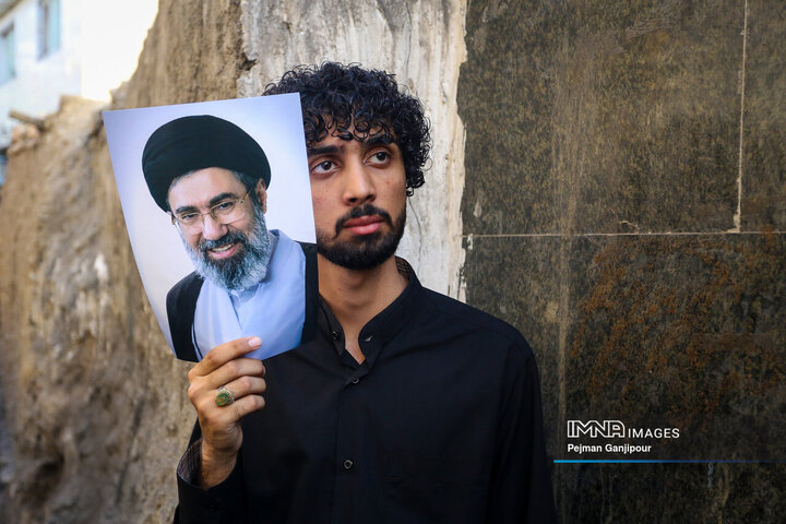 مراسم تشییع «مصباح الهدی باقری کنی»