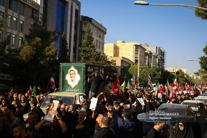 مراسم تشییع «مصباح الهدی باقری کنی»
