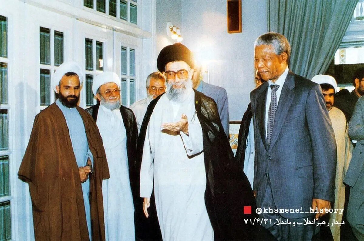 او پدر یک امت بود