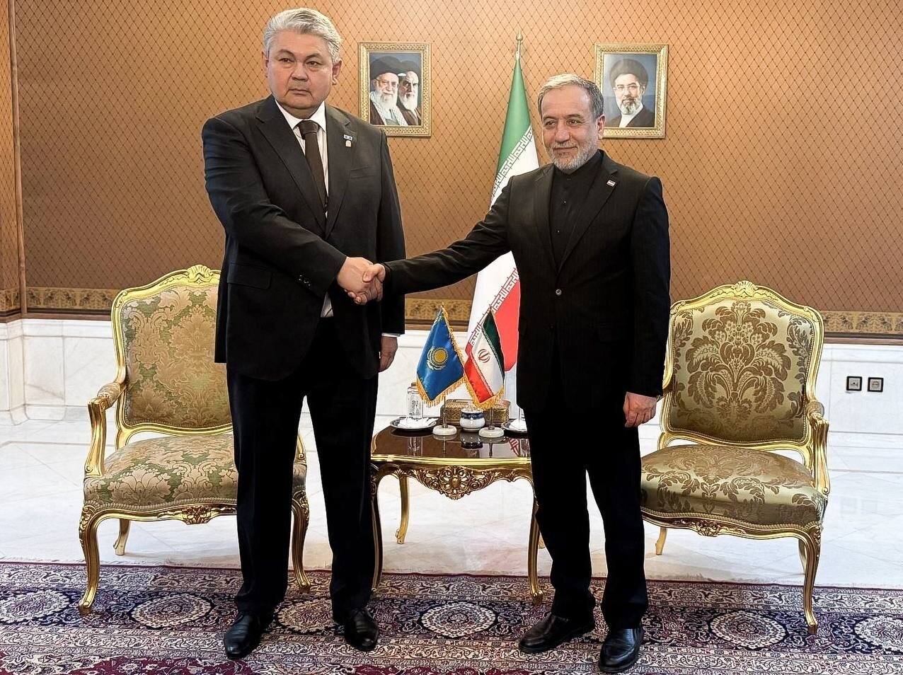 تشییع رهبر شهید , کشور قزاقستان , سید عباس عراقچی , جمهوری اسلامی ایران , بدرقه آقای شهید ایران , تشییع آیتاللهالعظمی سید علی خامنهای ,