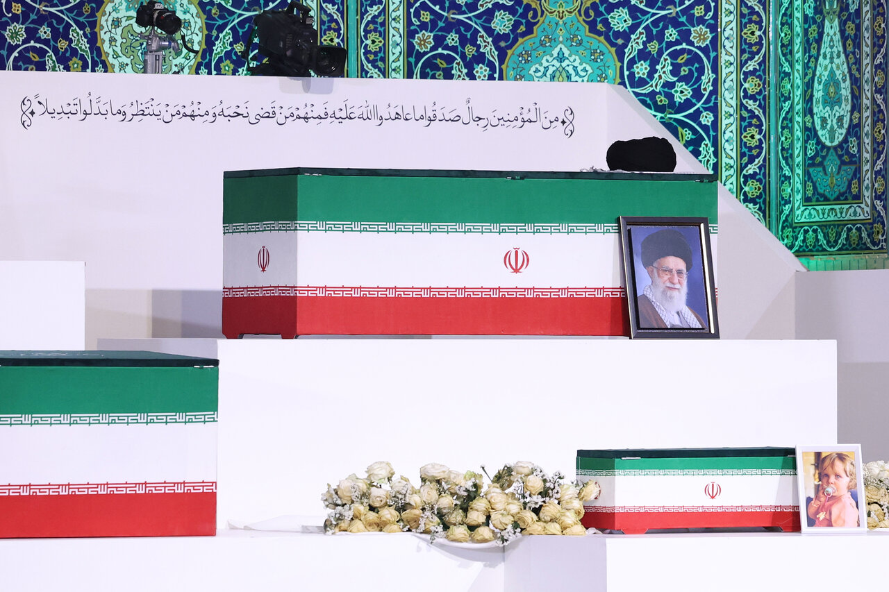 دیپلماسی خون