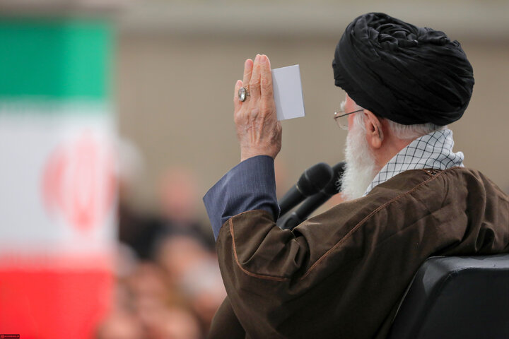 رمزگشایی از جمله‌ای که رهبر شهید آن را «فوری‌ترین مسئله کشور» خواند