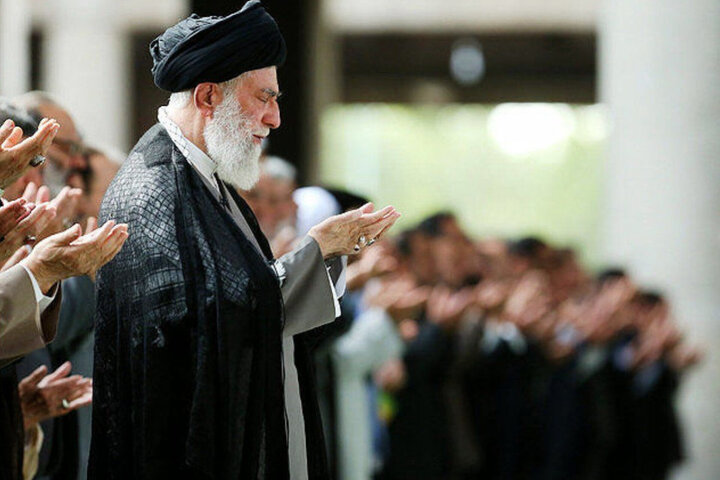 ایستادگی در برابر استکبار جهانی، مهم‌ترین ویژگی رهبر شهید بود